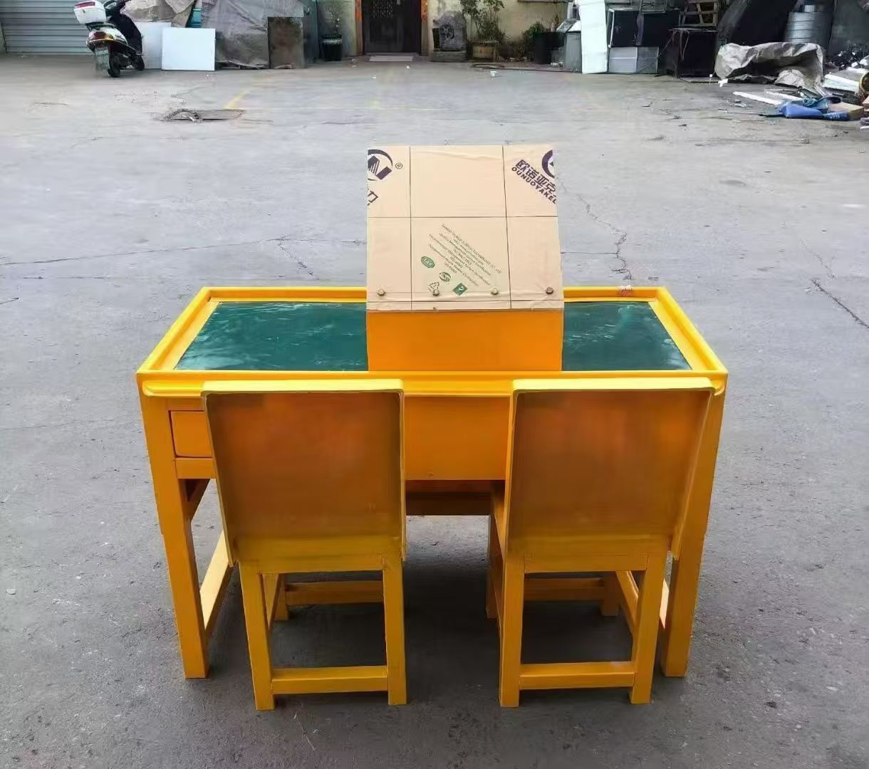 黄石港防静电导通桌井下煤矿火工品发放桌：危险品流转的安全守护者